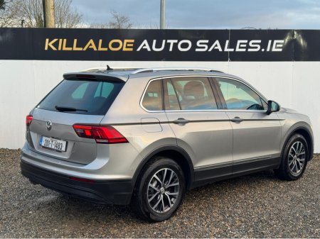 2020 Volkswagen Tiguan CL 2.0 TDI MANUAL 6SPEED FWD 150HP 5DR €22,950 thumbnail