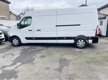 2021 Nissan NV400 - thumbnail 27