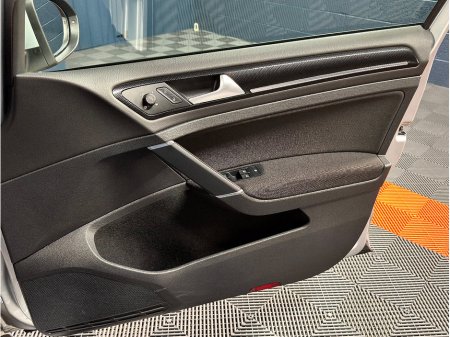 2014 Volkswagen Golf 1.4 TSI DSG 140HP HIGHLINE €14,850 thumbnail