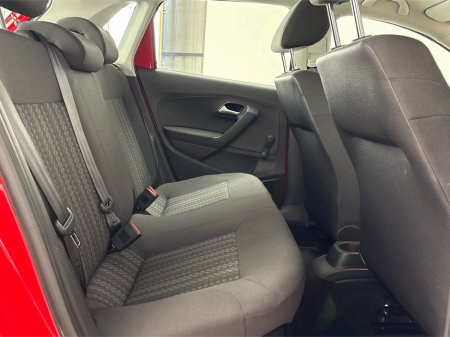 2017 Volkswagen Polo - thumbnail 28