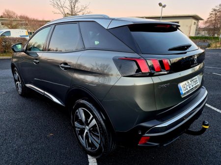 2019 Peugeot 3008  €14,999 thumbnail