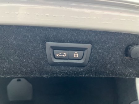 2022 BMW 5 Series - thumbnail 7