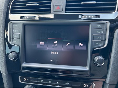 2015 Volkswagen Golf - thumbnail 14