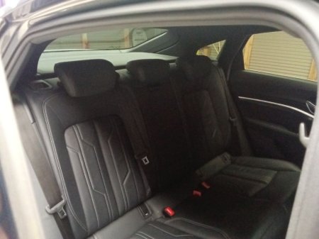 2022 Audi e-tron S LINE 55 QUATTRO SPORTBACK // 95 KwH BATTERY €35,950