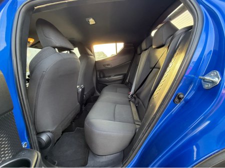 2019 Toyota C-HR - thumbnail 5