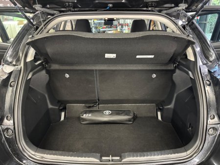 2023 Toyota Yaris 1.5 Hybrid 5Dr Luna €19,950 thumbnail