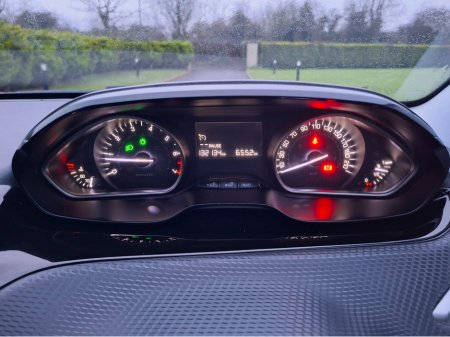 2016 Peugeot 2008 ACTIVE 1.2 PURETECH 82 4DR €8,950 thumbnail