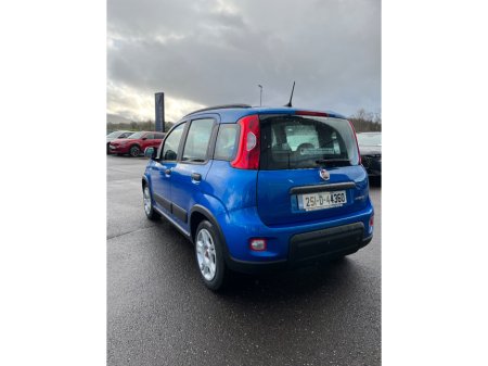 2025 Fiat Panda Panda 1.0 70 HP 5 Seat €17,450 thumbnail