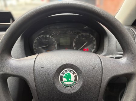 2005 Skoda Octavia - thumbnail 7