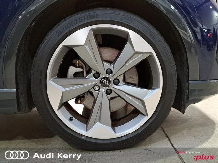 2024 Audi Q4 e-tron 45 E-TRON S-LINE SPORTBACK BLACK EDITION €48,900 thumbnail