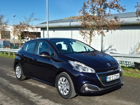 2019 Peugeot 208 - thumbnail 3