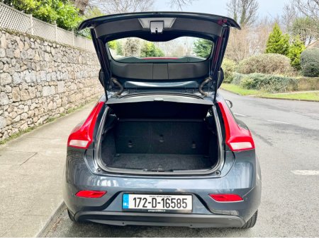 2017 Volvo V40 - thumbnail 7