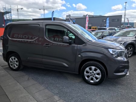 2019 Vauxhall Combo - thumbnail 8
