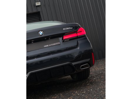 2021 BMW 5 Series - thumbnail 11