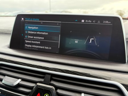 2020 BMW 7 Series - thumbnail 34