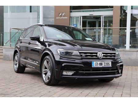 2017 Volkswagen Tiguan - thumbnail 1