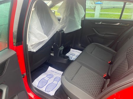 2018 Skoda Rapid AMBITION 1.4 TDI 90HP 4DR SPORTBACK €12,500 thumbnail