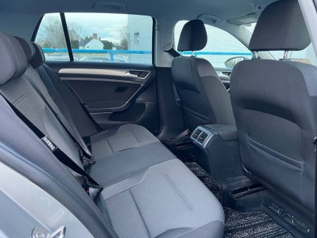 2014 Volkswagen Golf - thumbnail 8