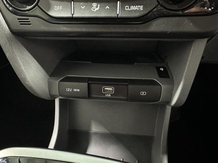 2019 Kia Niro - thumbnail 22