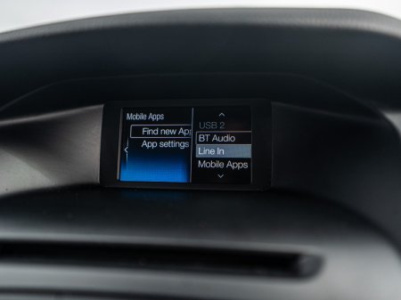 2015 Ford Focus - thumbnail 21