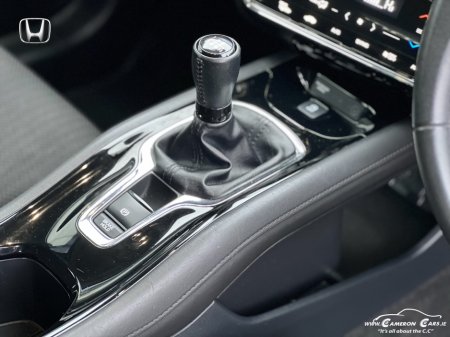 2018 Honda HR-V 1.5 VTEC WITH ONLY 57000km €18,950 thumbnail