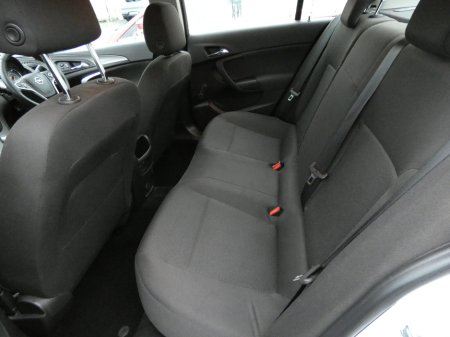 2016 Opel Insignia 1.6CDTI 136PS S €6,000 thumbnail