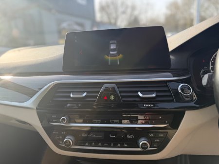 2017 BMW 5 Series - thumbnail 13