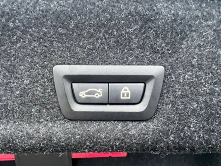 2020 BMW 3 Series 330e M-SPORT COMPETITION 2.0 HYBRID // 19" M-SPORT ALLOYS // LEATHER/SUEDE INTERIOR // DIGITAL CLUSTER €29,900 thumbnail