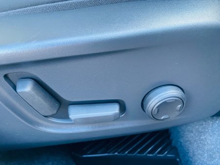 2023 Volvo XC40 - thumbnail 24