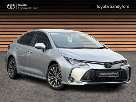 2025 Toyota Corolla COROLLA LUNA SPORT SALOON €34,945 thumbnail