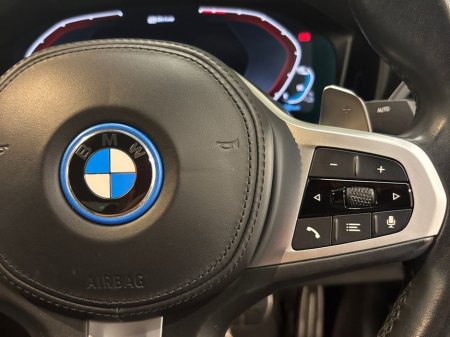 2022 BMW 3 Series - thumbnail 18