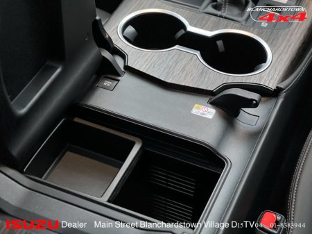 2025 Toyota Landcruiser Toyota Amazon 3.3 TwinTurbo V6 LC300 PEARL WHITE thumbnail