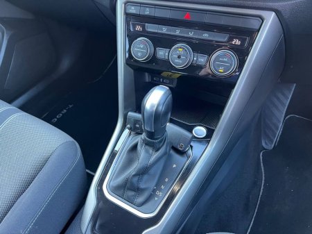 2021 Volkswagen T-Roc - thumbnail 11