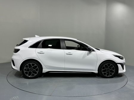 2024 Kia Ceed - thumbnail 8