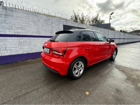 2015 Audi A1 DBA-8XCHZ 5DR €11,950