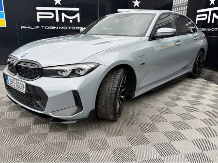 2023 BMW 3 Series - thumbnail 4