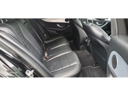 2019 Mercedes-Benz E Class - thumbnail 5