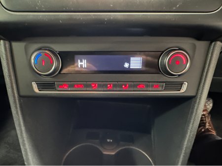 2016 Volkswagen Polo (162) POLO 1.2TSI COMFORTLINE DSG LOW KMS VW/AUDI SPECIALISTS WWW.DENISDARCYCARS.IE €12,950 thumbnail