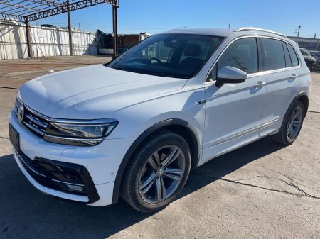 2019 Volkswagen Tiguan - photo 4