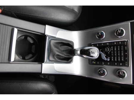 2016 Volvo V60 CROSS COUNTRY 2.0D4 180BHP  CROSS COUNTRY EDITION 5DR ESTATE AUTOMATIC // STUNNING CAR WITH ONLY 152, 000 KMS // BUY WITH CONFIDENCE AA AND SIMI APPROVED DEALER 2025 // FINANCE ARRANGED // ALL TRADE INS WELCOME // €15,950 thumbnail