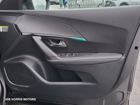 2023 Peugeot 2008 ALLURE 1.2 100 6.4 4DR €24,995 thumbnail