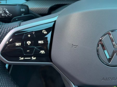 2023 Volkswagen Golf - thumbnail 17