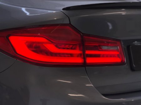 2018 BMW 5 Series - thumbnail 6