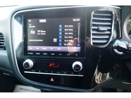 2020 Mitsubishi Outlander - thumbnail 18