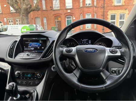 2016 Ford Kuga - thumbnail 14