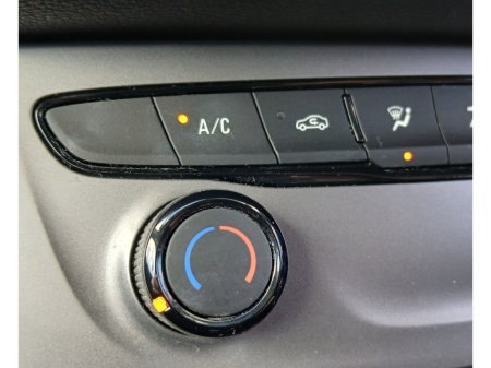 2017 Opel Astra - thumbnail 9