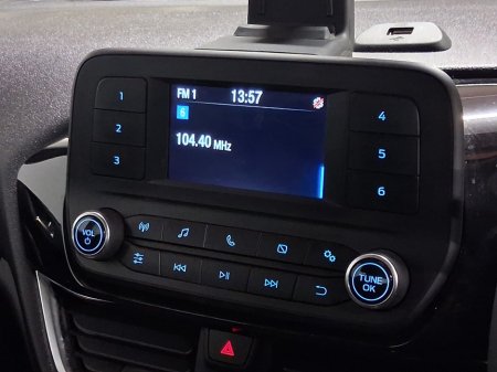 2017 Ford Fiesta - thumbnail 12