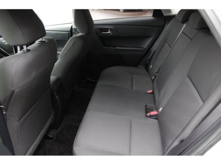 2017 Toyota Auris 1.8 HYBRID 5DR HATCHBACK AUTO  //1 OWNER CAR WITH ONLY 22,000 KM'S // BUY WITH CONFIDENCE AA AND SIMI APPROVED DEALER 2026 // FINANCE ARRANGED // ALL TRADE INS WELCOME // €16,950 thumbnail