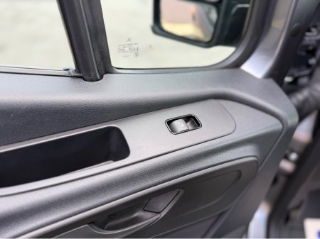 2025 Mercedes-Benz Sprinter - thumbnail 12