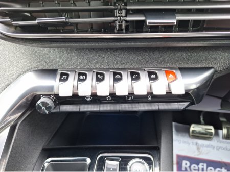 2023 Peugeot 5008 - thumbnail 22